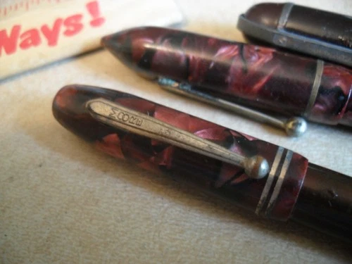 Lot of 3 Vintage Fountain Pens With 14K Gold Nibs - Eversharp - Moore - Traveler image 11