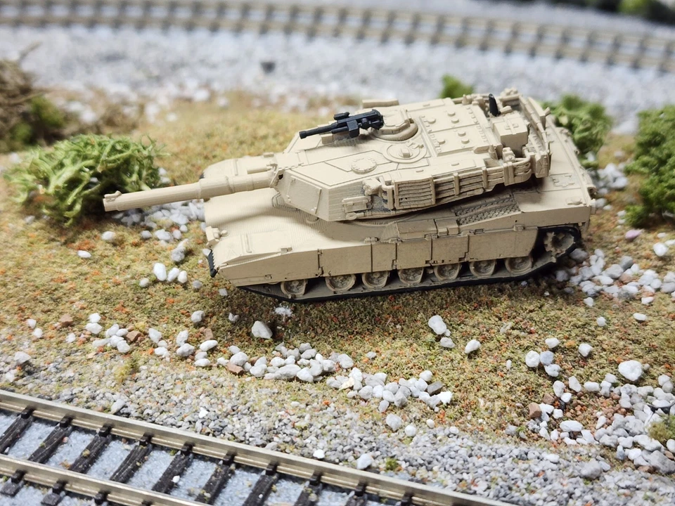 4 Pack N Scale 1:160 M1A1 Abrams MBT- US Army Desert Camo - Image 4 of 4