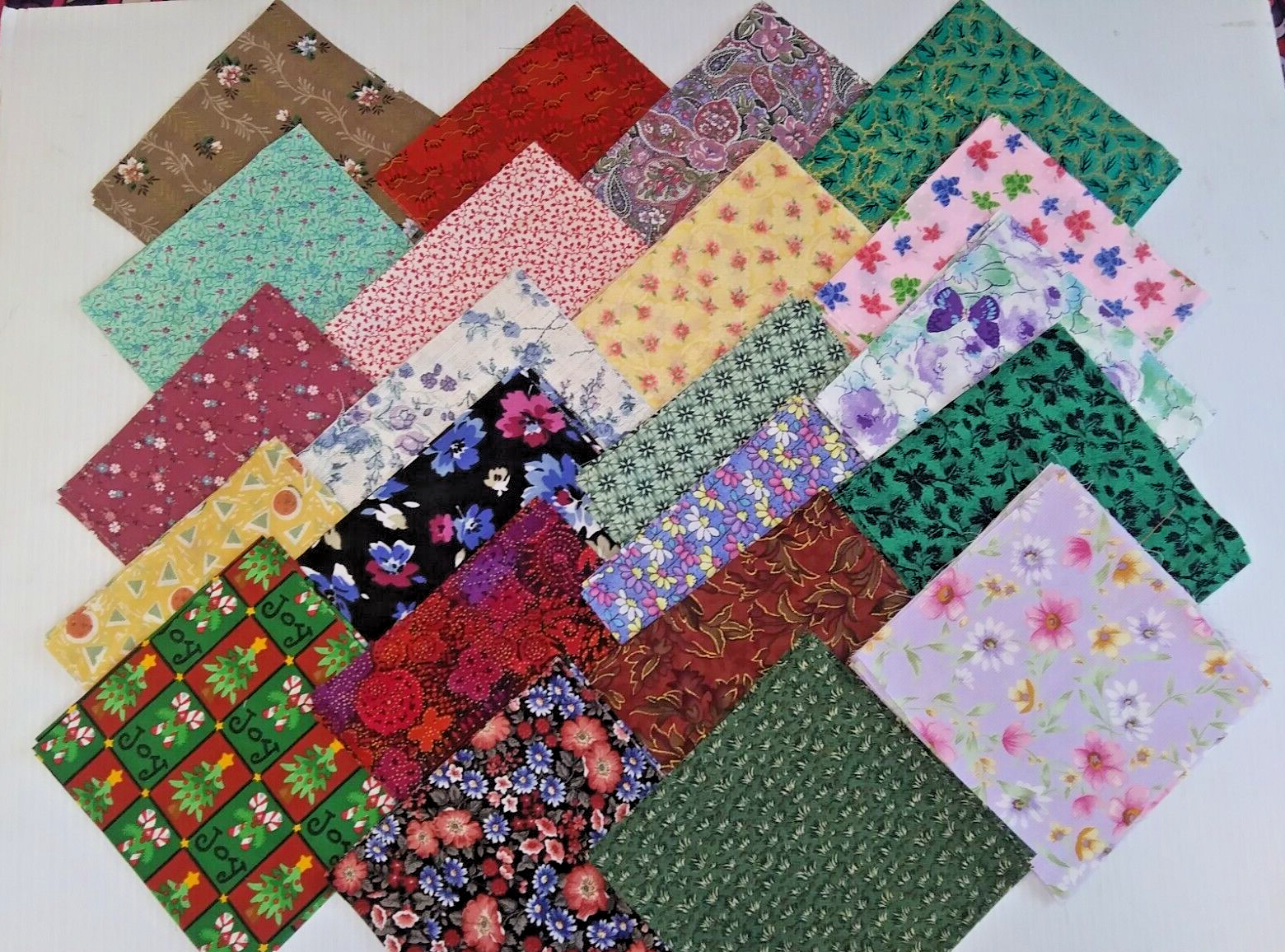 Quilt Squares 110 Piece Pre-Cut Charm Pack 5