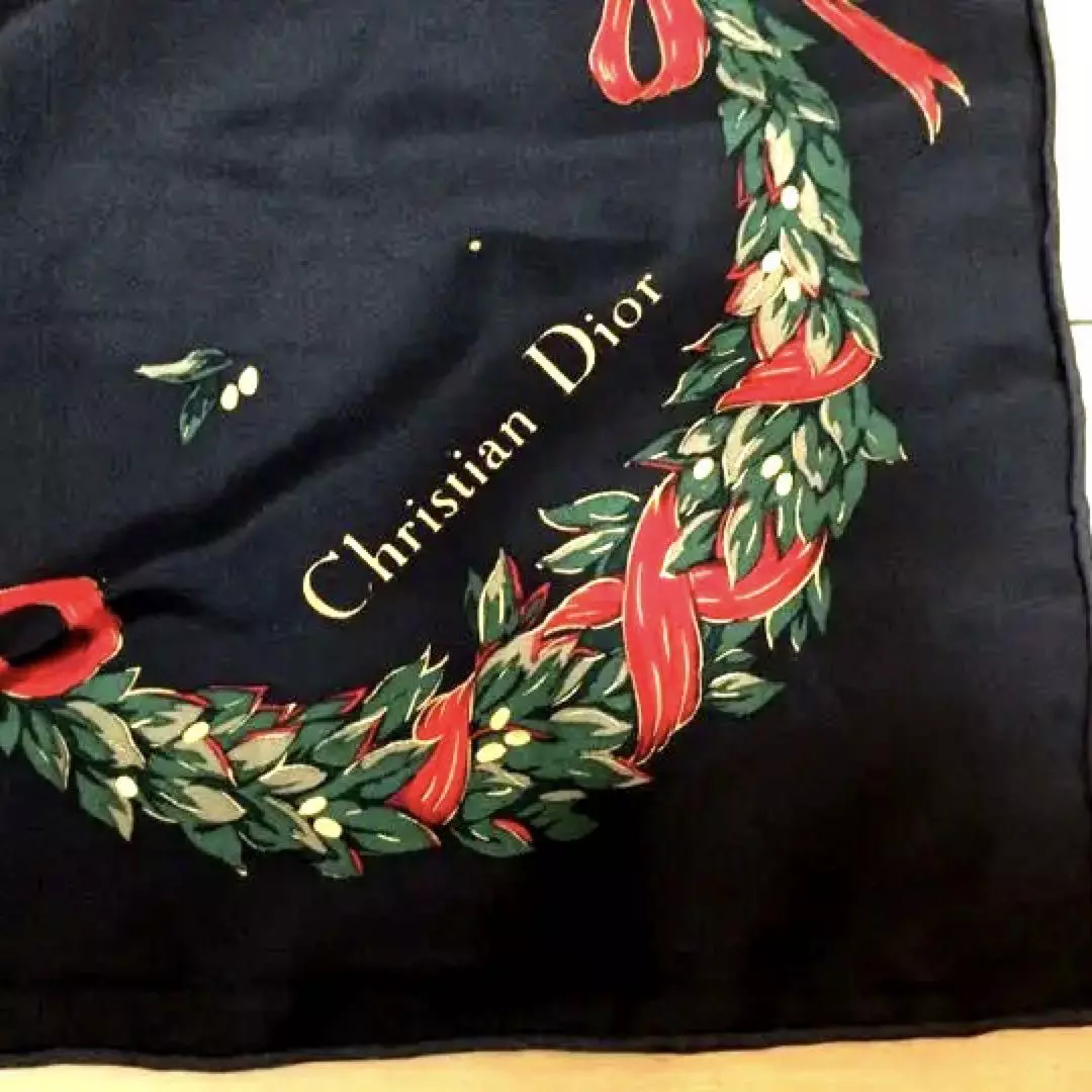 Christian Dior grande écharpe 86 cm 33