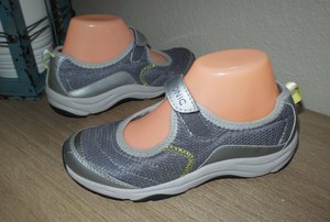 vionic sunset mary jane sneaker