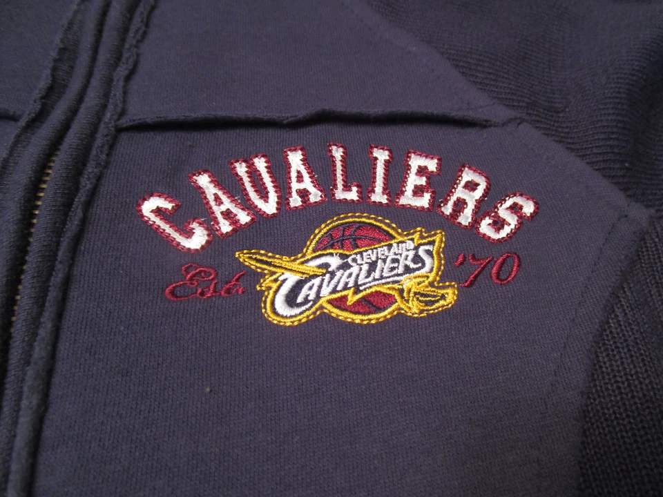 NWT CLEVELAND CAVALIERS NBA WOMENS ZIP FRONT CARDIGAN STYLE SWEATER BLUE XS X-SM - Image 2 of 3
