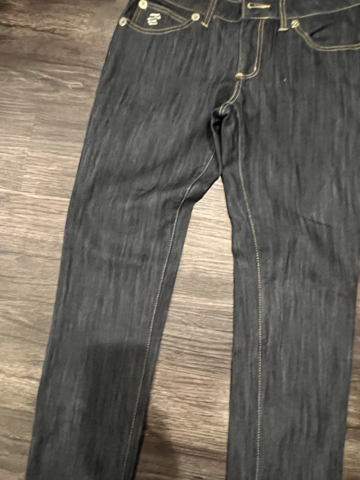 Pantalones de mezclilla para mujer Rocawear talla 9x33” RN# 111507 pierna súper recta lavado oscuro. De colección. Foto 3 de 4