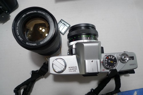 Vintage- Minolta SRT 100 With Extras: CASE,  LENS,  FLASH, ETC - Afbeelding 2 van 12