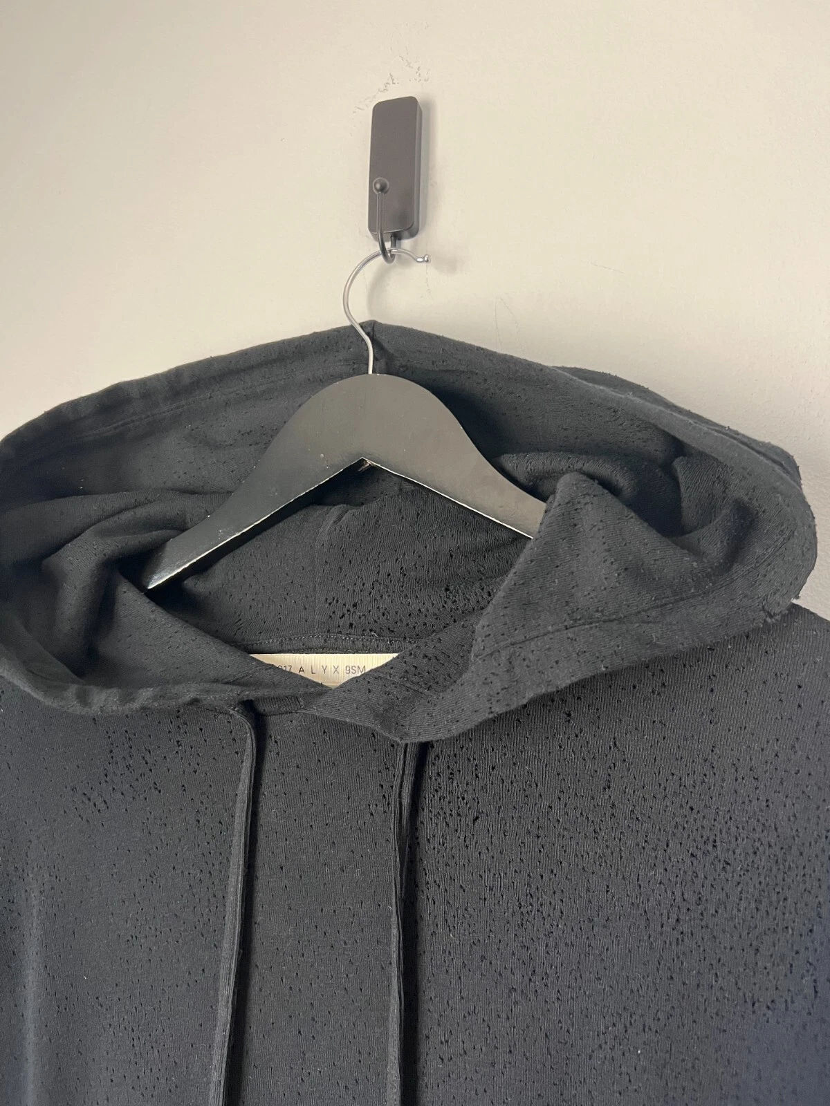 Felpa con cappuccio 1017 Alyx 9SM Destroyed Taglia XL Nera NUOVO