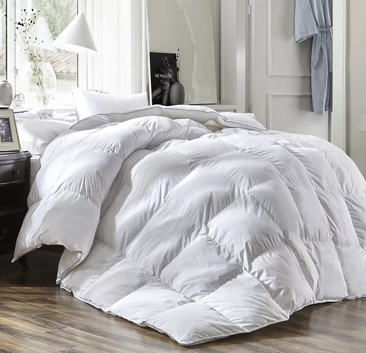 White goose feather down cheap comforter