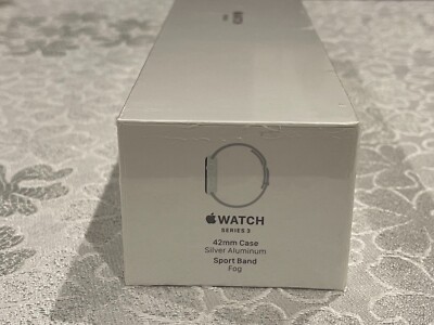 NEW Apple Watch S3 Series 42mm Silver Aluminum Case Fog Sport