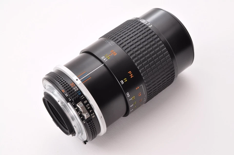 Nikon Ai-S Micro-NIKKOR 105mm f/2.8 [Near Mint] Macro MF Lens F Mount Japan - Image 2 of 4