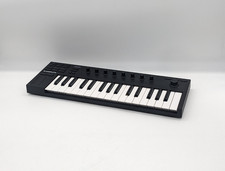 Native Instruments NI Komplete Kontrol M32 USB MIDI Controller Keyboard 32 Tasten
