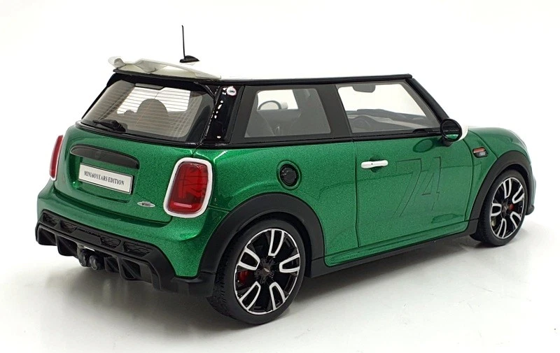 Resina Otto Models escala 1/18 OT1093 - Mini Cooper JCW 60º Aniversário Verde #74 - Imagem 2 de 4