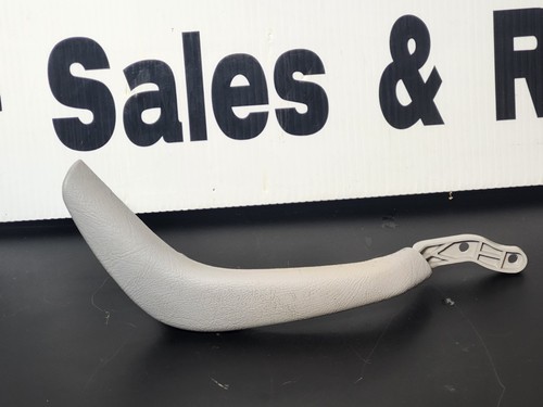 1998-2003 Mercedes Benz W208 CLK320 Interior Door Left Driver Pull Grab Handle
