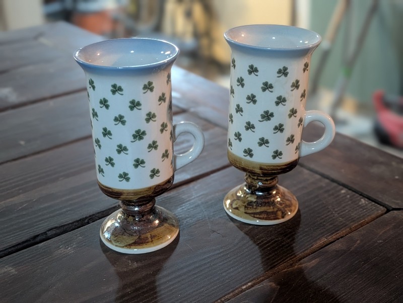 2 pc. VTG 1960s Otagiri Irish Stoneware Footed 5.5" Coffee Mugs w/ Shamrocks