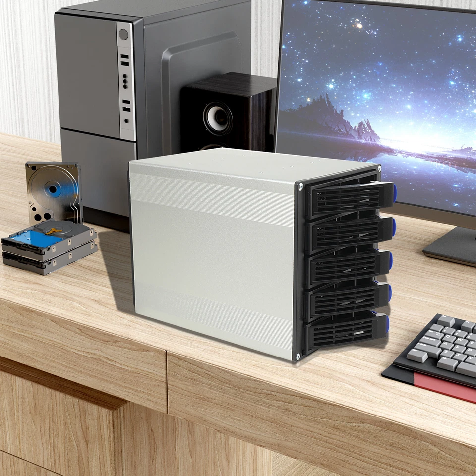 HDD Enclosure Hot Swap Cage 5-Bay 3 x 5.25" Drive Bays 5x SATA 3.5"/2.5"Sas HDD - Image 2 of 4