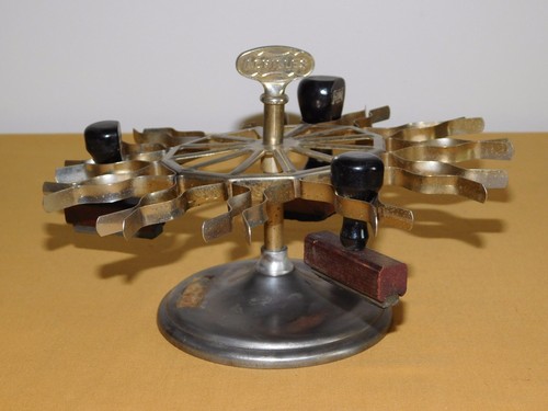 VINTAGE 6" HIGH 10" ACROSS ACHILLES METAL DESK TOP CAROUSEL 12 STAMP HOLDER - Picture 2 of 10