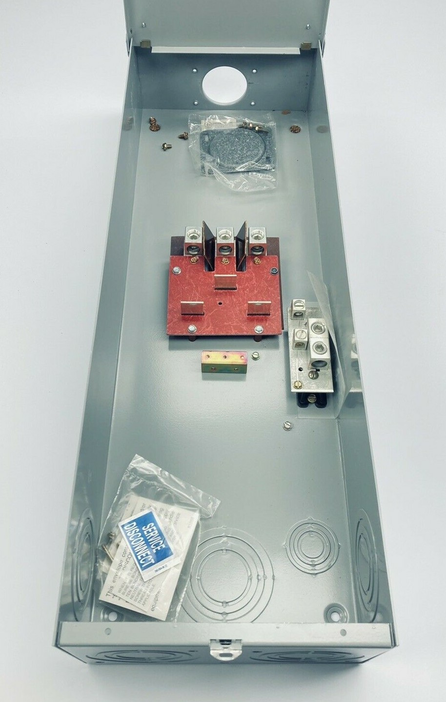 NEW CHALLENGER S3-225RN CIRCUIT BREAKER ENCLOSURE RAINPROOF 240VAC 3PH 4W