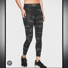 ATHLETA CAMO CONTENDER 7/8 LEGGINGS WOMENS
