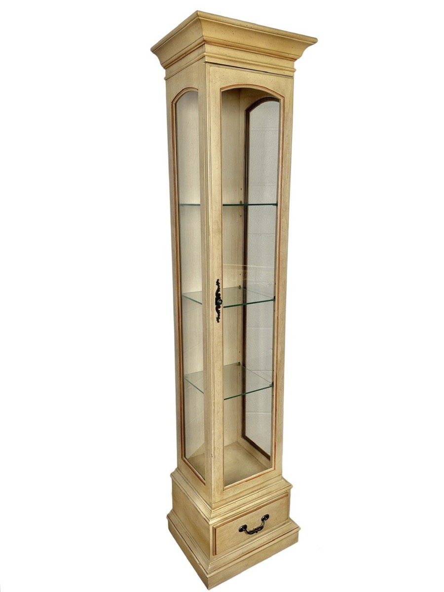 Ethan Allen Classic Manor Pier Maple Curio Display Cabinet 25-9001