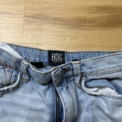 BDG Urban Outfitters Mom High Rise Destroyed Butt Slit Denim Blue Jeans Sz 24 - Picture 6 of 13