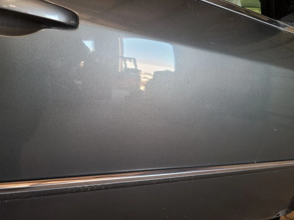 2005-2010 CHRYSLER 300 Passenger Right Front rh Door Gray 05134170A - Image 2 of 4