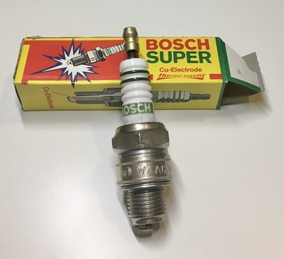 Bosch W4AC Zündkerze 0241248531 Spark Plug candela di accensione passt für BMW