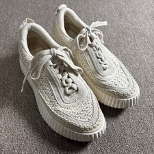 Dolce Vita Women  s Sneakers 6.5 Lightly Used Ivory