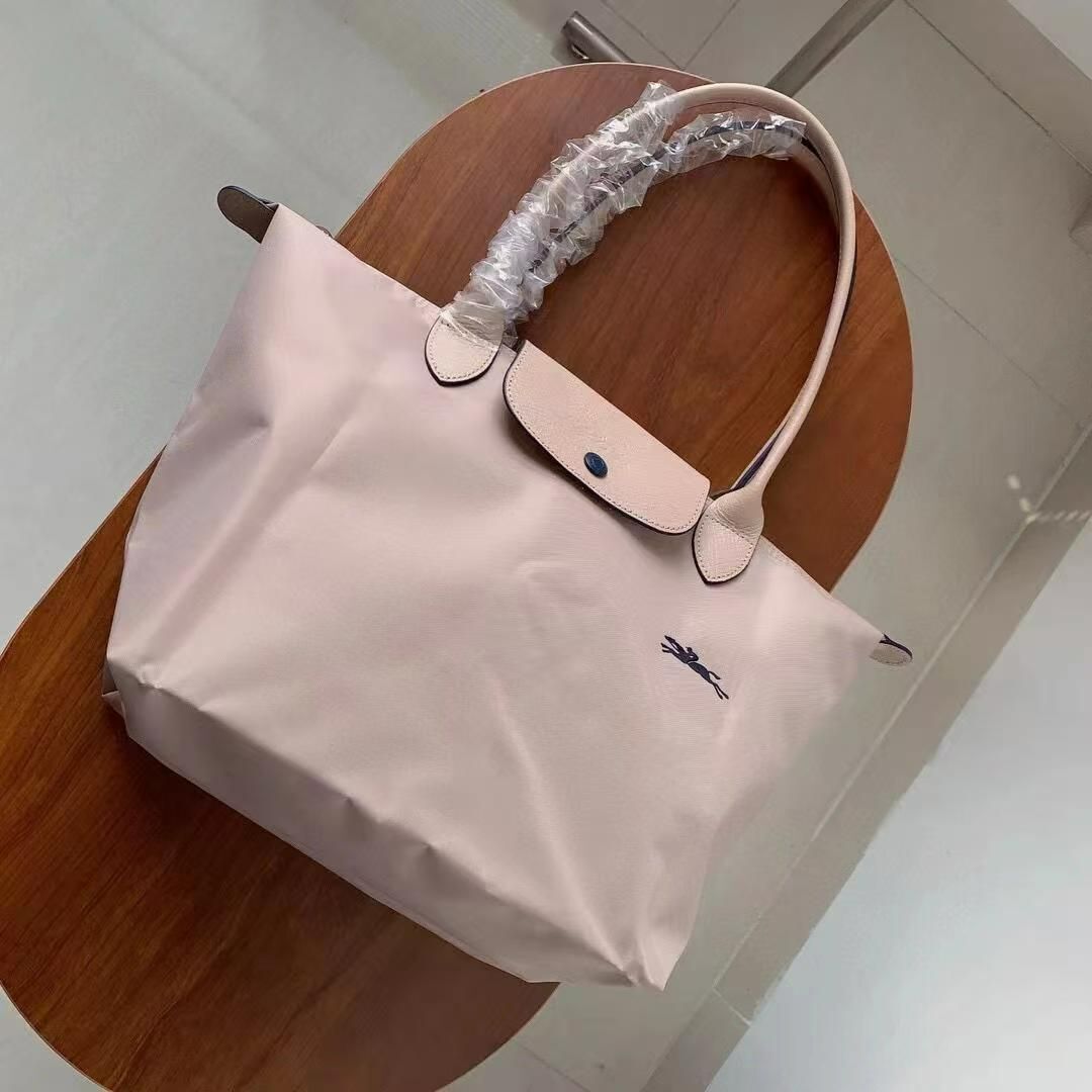 【関税・送料込み】LONGCHAMP TOTES Longchamp Le Pliage Massai Collier Tote Bag - Neutrals Totes