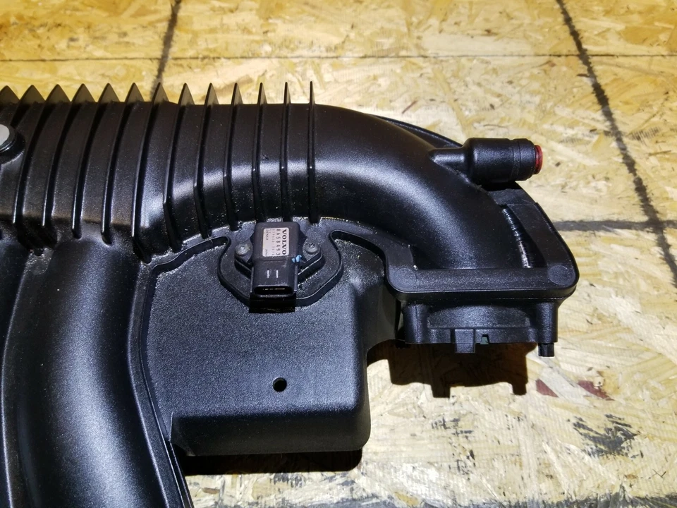 05 06 07 08 09 VOLVO S40 2,4 L SIN COLECTOR DE ADMISIÓN TURBO 30646518 OEM Foto 2 de 4