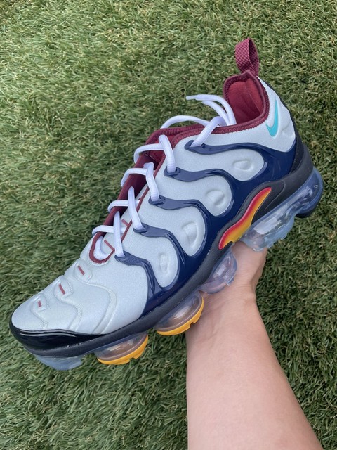 vapormax plus platinum white