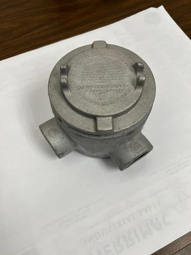 Crouse-Hinds GUAL-59, GUJL-59,  1-1/2"C, XP JBOX - FREE EXPEDITED SHIPPING