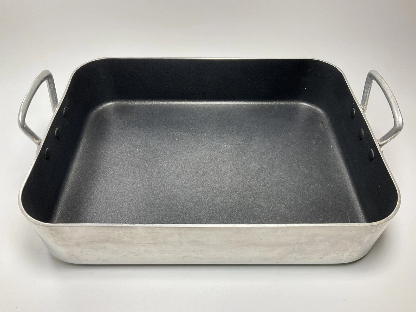 Roasting Pan Non-Stick DoubleHandle Culinary Essentials Professional Quality 16"
Opens in a new wind