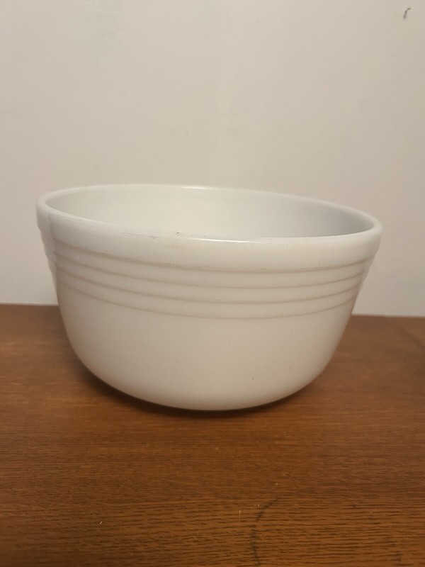 Pyrex Hamilton Beach #20 Vintage Large Milk Glass mixing bowl Wisconsin USA