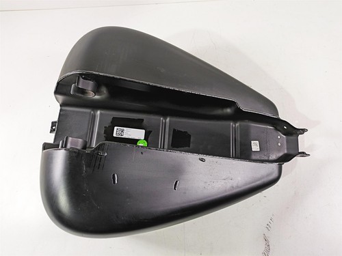 2018 Indian Chieftain Dark Horse Fuel Gas Petrol Tank -Dent 1021997 1025508 - Picture 8 of 12