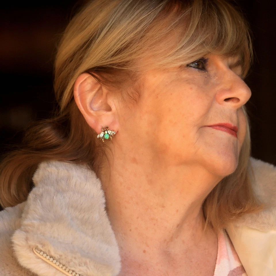 Ohrringe Clip On Gold Klein Insekt Biene Perle Jade Opal Grün QD4 - Bild 2 von 4