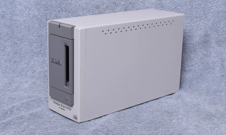 MINOLTA DiMAGE Scan Elite F-2900 Film Scanner F2900 - Image 2 of 4