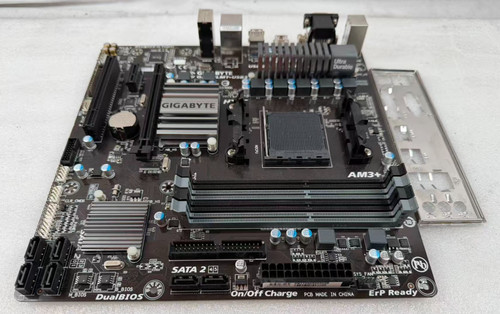 Gigabyte GA-78LMT-USB3 AM3 DDR3 Motherboard