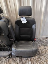 Passenger Front Seat Bucket-bench Seat Opt An3 Fits 15-20 Suburban 1500 1030829 Passenger Front Seat Bucket-bench Seat Opt An3 Fits 15-20 Suburban 1500 1030829
