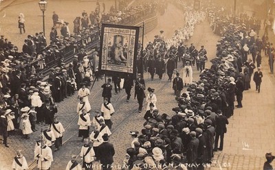 POSTKARTE OLDHAM WHIT FRIDAY PARADE 24. MAI RP