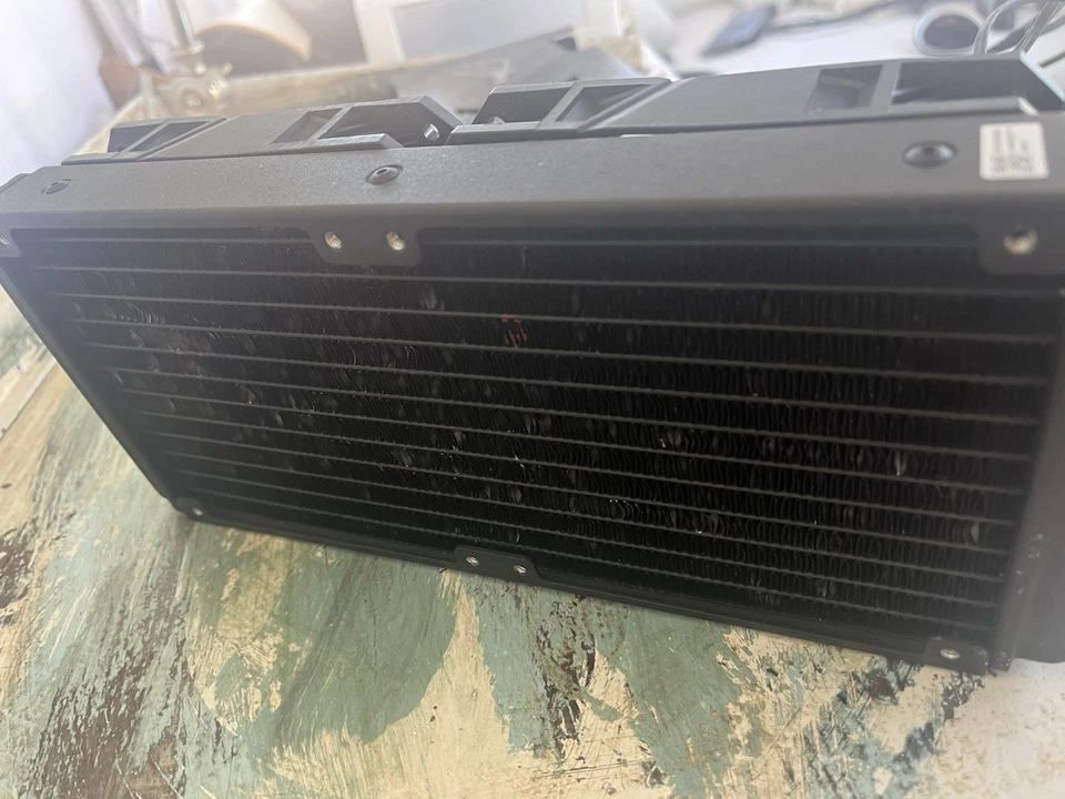 ASUS ROG Strix LC Radeon RX 6900 XT OC 16GB GDDR6 Graphics Card - Very Fast Ship - Image 2 of 4