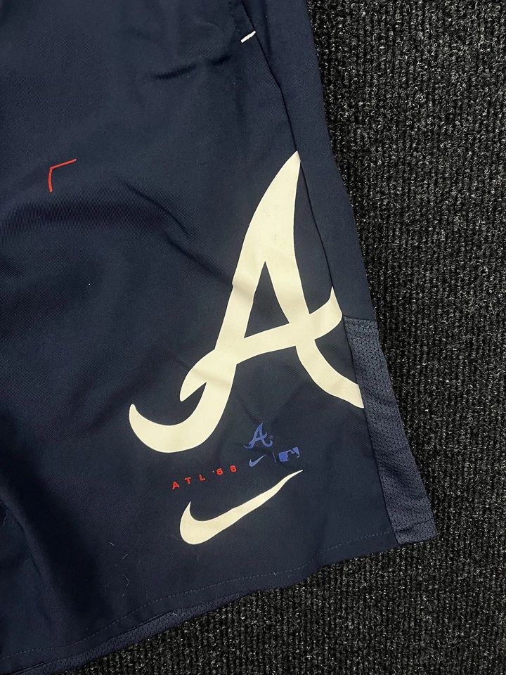 Pantalones Cortos Atlanta Braves Para Hombres XL Azul Marino MLB Béisbol Nike Dri Fit Mercancía Genuina Foto 2 de 4