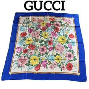GUCCI Foulard en soie grand imprimé floral 90 cm x 90 cm pour femme