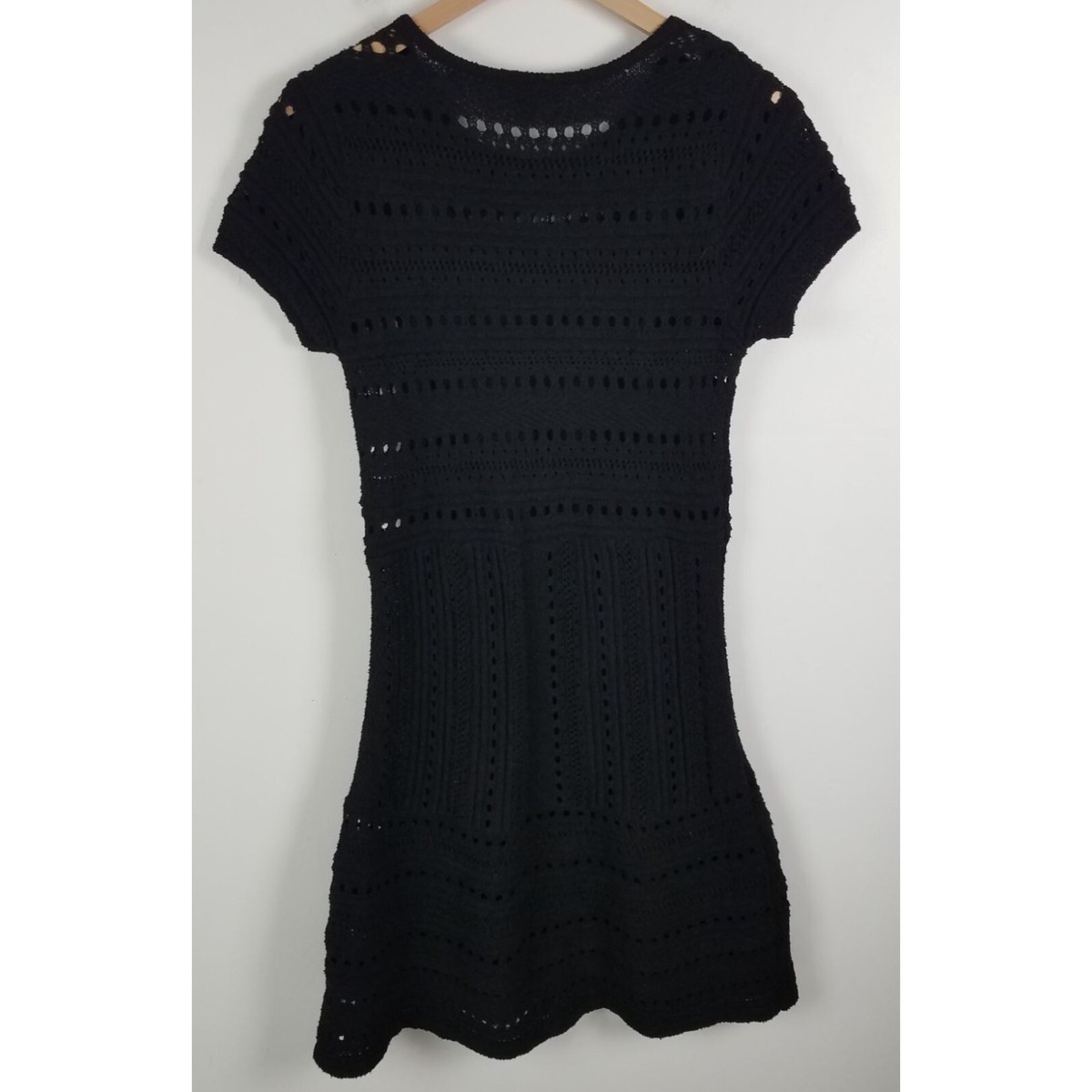 Saks Fifth Avenue Women's Sz. M Black Crochet Knit Midi Cap Sleeve Dress |  eBay