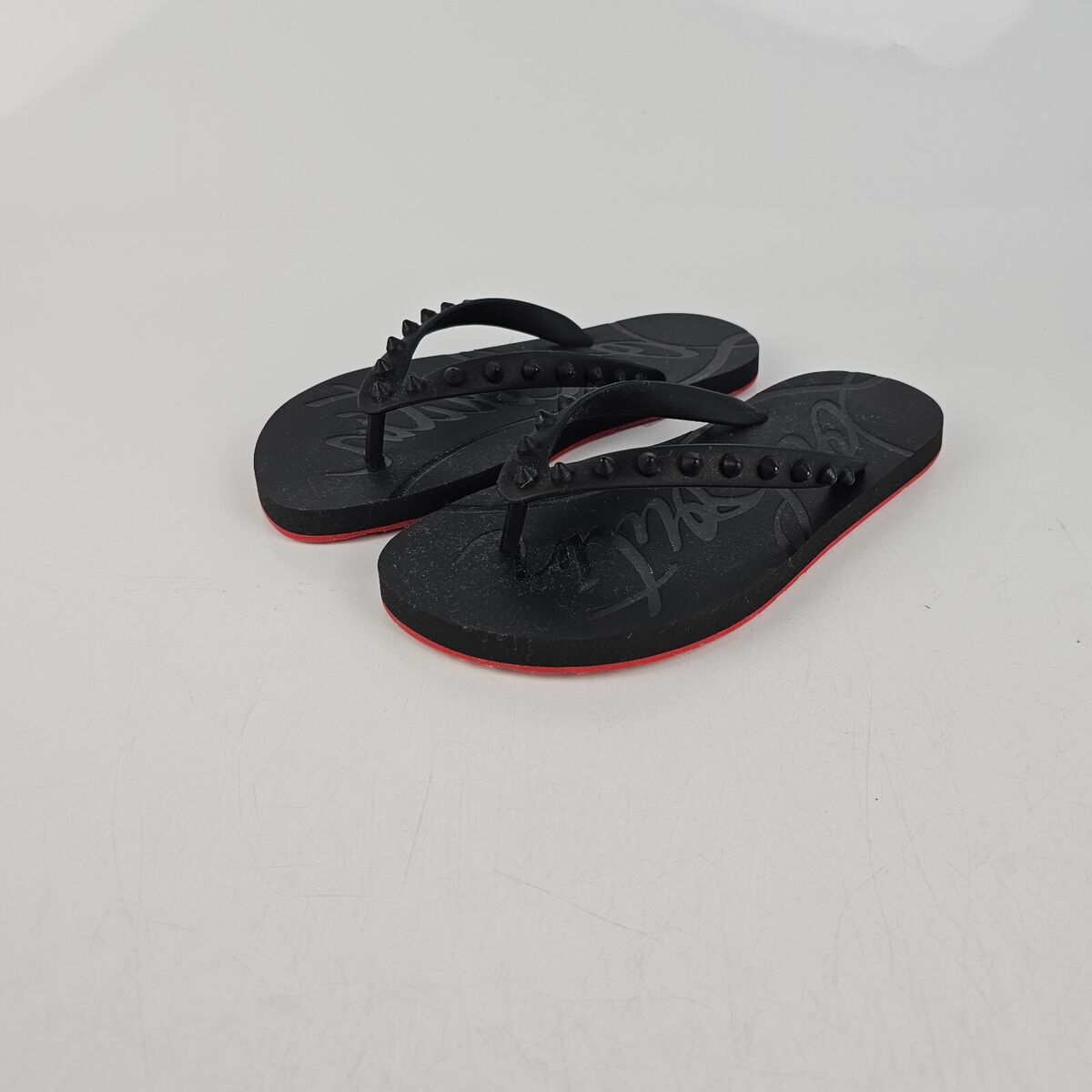 CHRISTIAN LOUBOUTIN Loubi Black Flip Flops New Size 35 US 5 CHRISTIAN LOUBOUTIN Loubi Black Flip Flops New Size 35 US 5