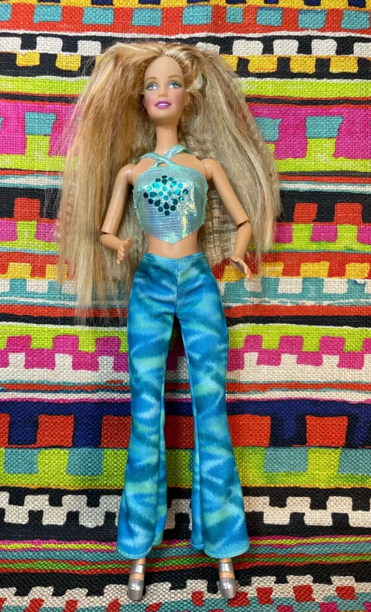 Barbie Pop Sensation Mattel 2002 Soft Belly Dancing Crimped Hair