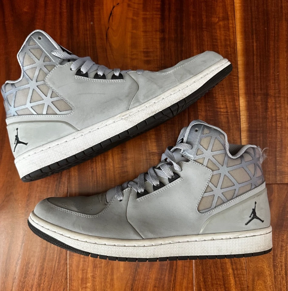 Nike AIR JORDAN 1 Flight 3 Retro Gris Lobo Para Hombre Talla 11 706954-005 Gris Foto 4 de 4