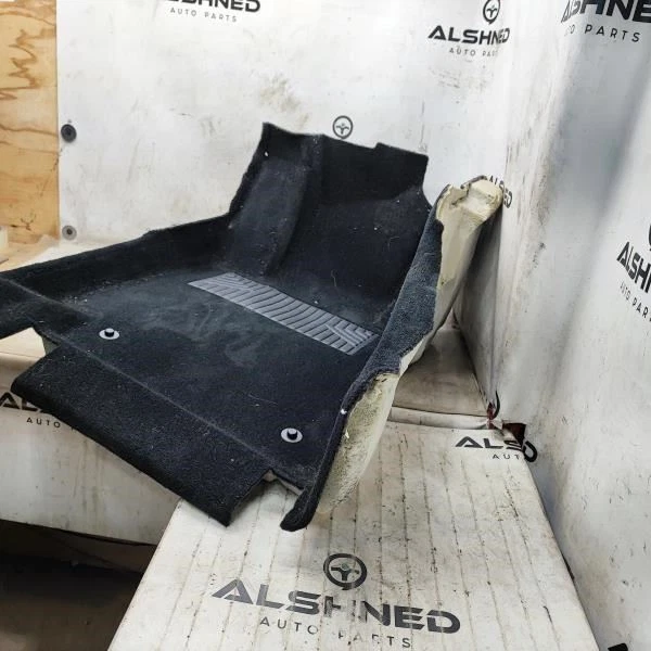 Tapete de assoalho dianteiro esquerdo 2016 Mercedes-Benz C300 205-680-17-06-9H42 fabricante de equipamento original - Imagem 3 de 4