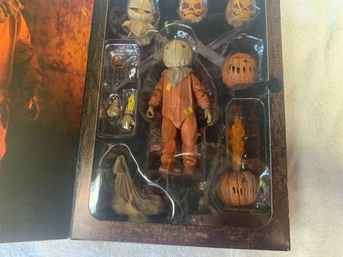 Action Figure NECA Trick or Treat Ultimate Horror NUOVO SIGILLATO IN FABBRICA -LEGGI - Foto 2 di 2