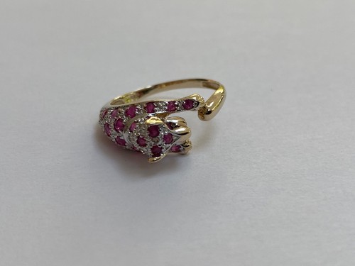 Superb 9CT Gold Ruby Panther Ring Red Ruby & Diamond Ring Size P - Picture 6 of 12