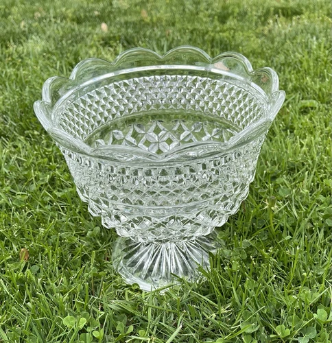 Vintage Anchor Hocking Wexford Footed Pedestal Clear Glass Compote Bowl Easter
