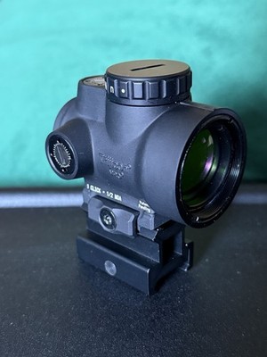 Trijicon MRO-C-2200003 1x25 Adjustable LED Red Dot Sight W/ Mount + Riser