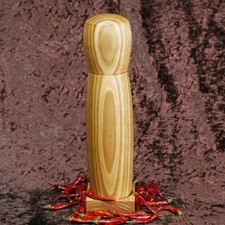 Chilimühle aus Esche, gebürstet, geölt auch Pfeffer Salz Mühle